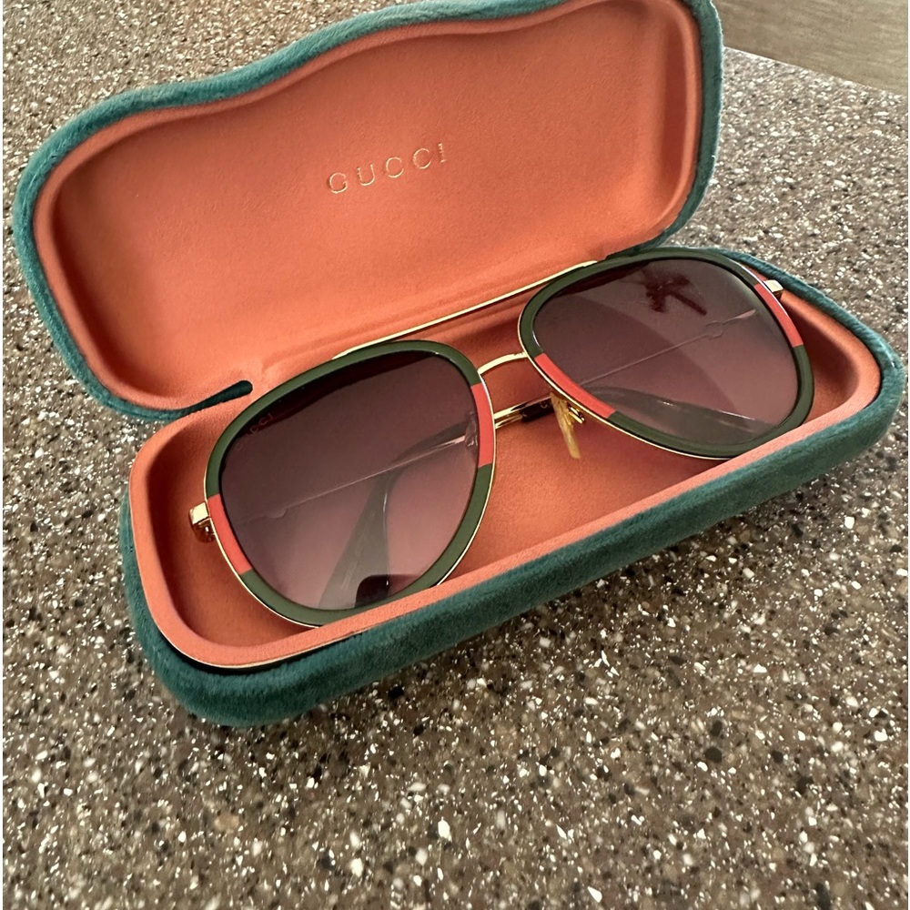 GUCCI sunglasses